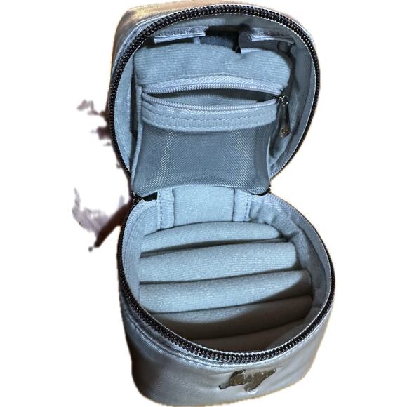 Lug Mini Jewelry Case Silver Travel Organizer Unisex Adults‎ - Picture 2 of 2